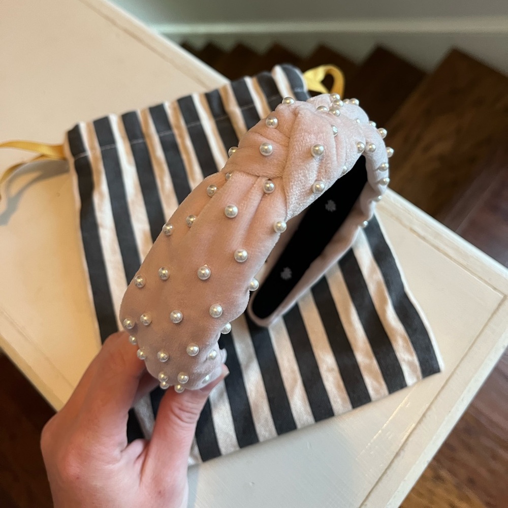 Lele Sadoughi pink headband with pearls